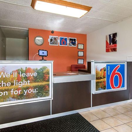 Motel 6-New Stanton, Pa Εξωτερικό φωτογραφία