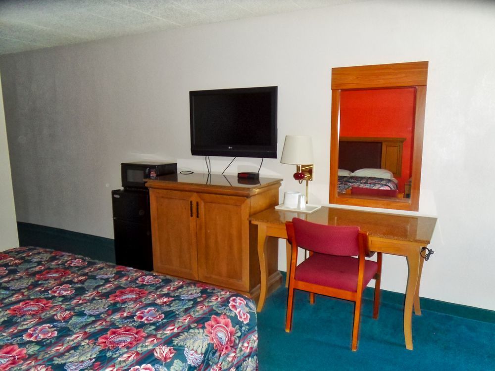 Motel 6-New Stanton, Pa Εξωτερικό φωτογραφία
