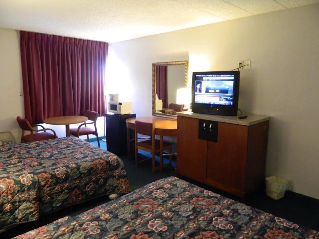 Motel 6-New Stanton, Pa Εξωτερικό φωτογραφία