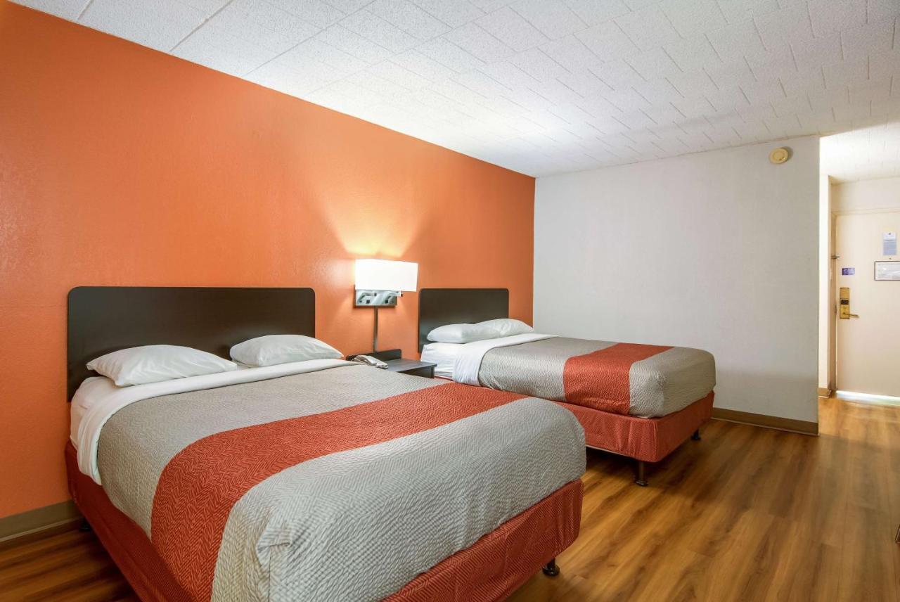 Motel 6-New Stanton, Pa Εξωτερικό φωτογραφία