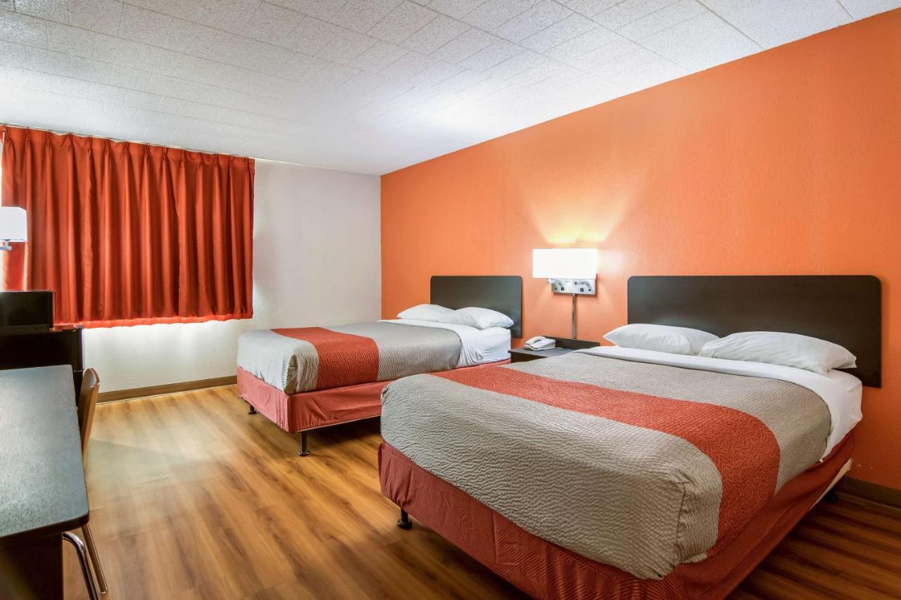 Motel 6-New Stanton, Pa Εξωτερικό φωτογραφία