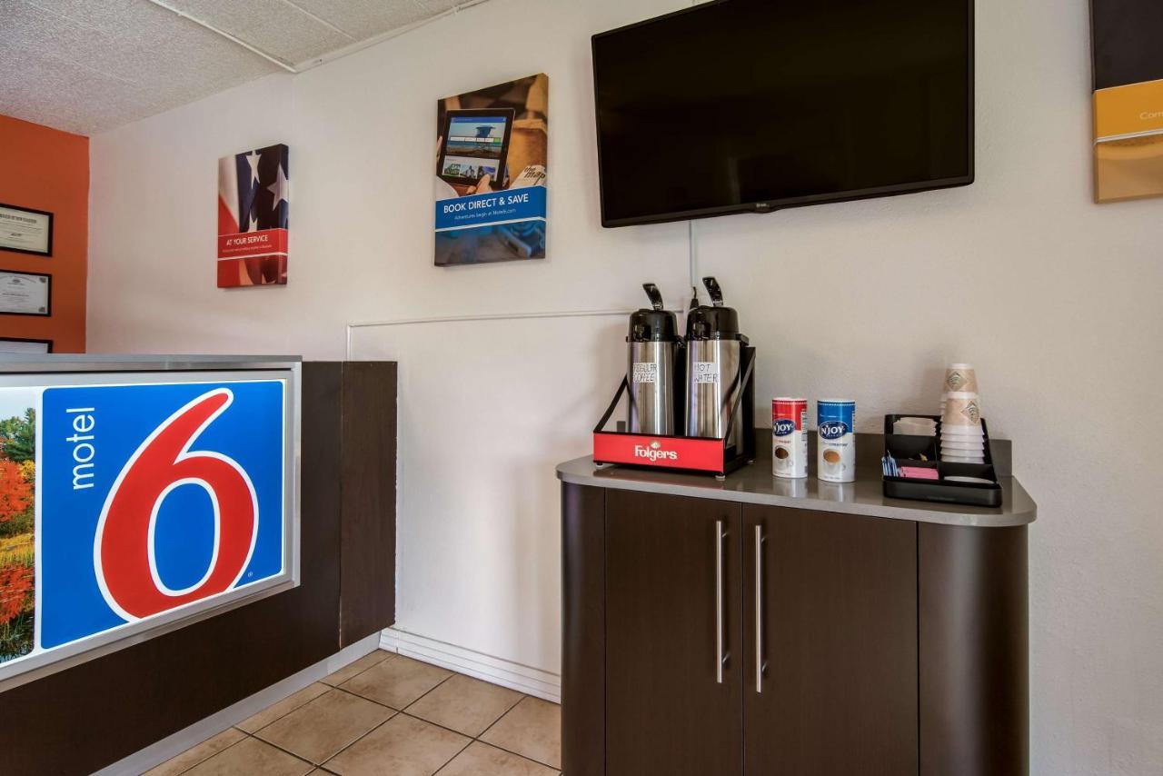 Motel 6-New Stanton, Pa Εξωτερικό φωτογραφία
