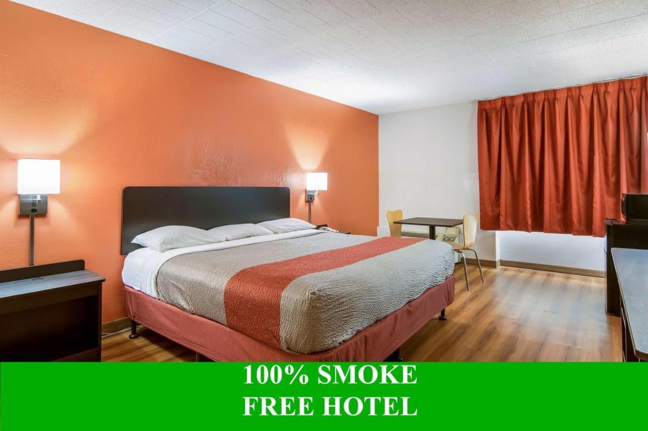 Motel 6-New Stanton, Pa Εξωτερικό φωτογραφία